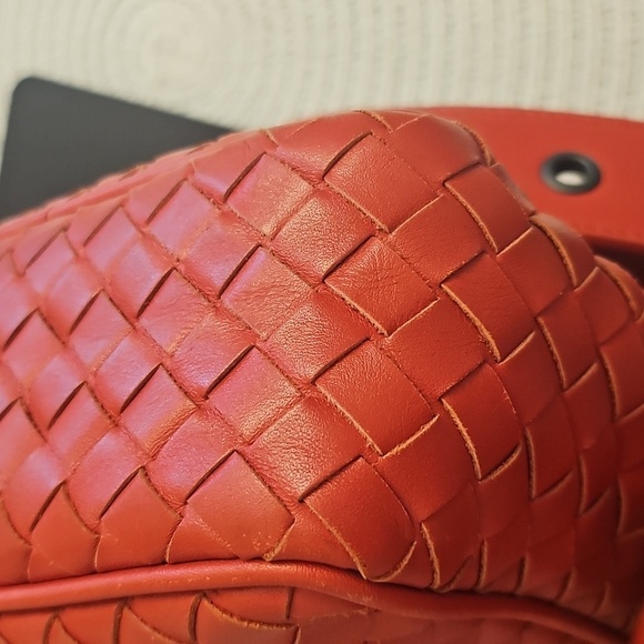 Bottega Veneta Red Crossbody Leather Bag With Original Dustbag - Picture 9 of 13